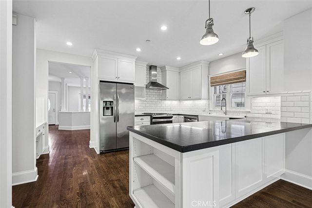 413 Emerald Street, Redondo Beach, CA 90277