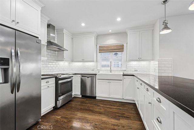 413 Emerald Street, Redondo Beach, CA 90277