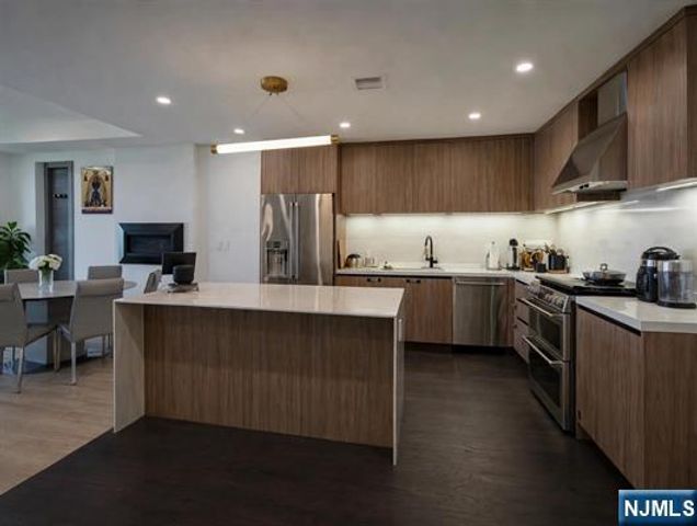 8701 Churchill Road 1103, North Bergen, NJ 07047