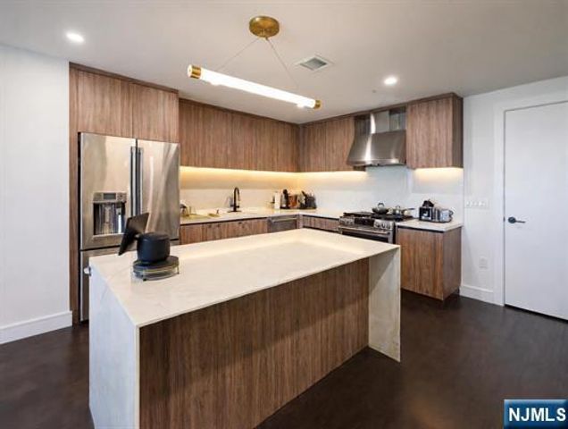8701 Churchill Road 1103, North Bergen, NJ 07047