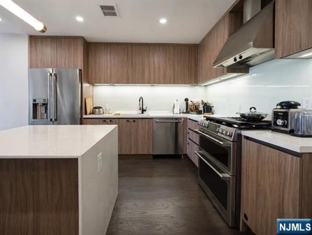 8701 Churchill Road 1103, North Bergen, NJ 07047