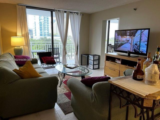 210 174th St 518, Sunny Isles Beach, FL 33160