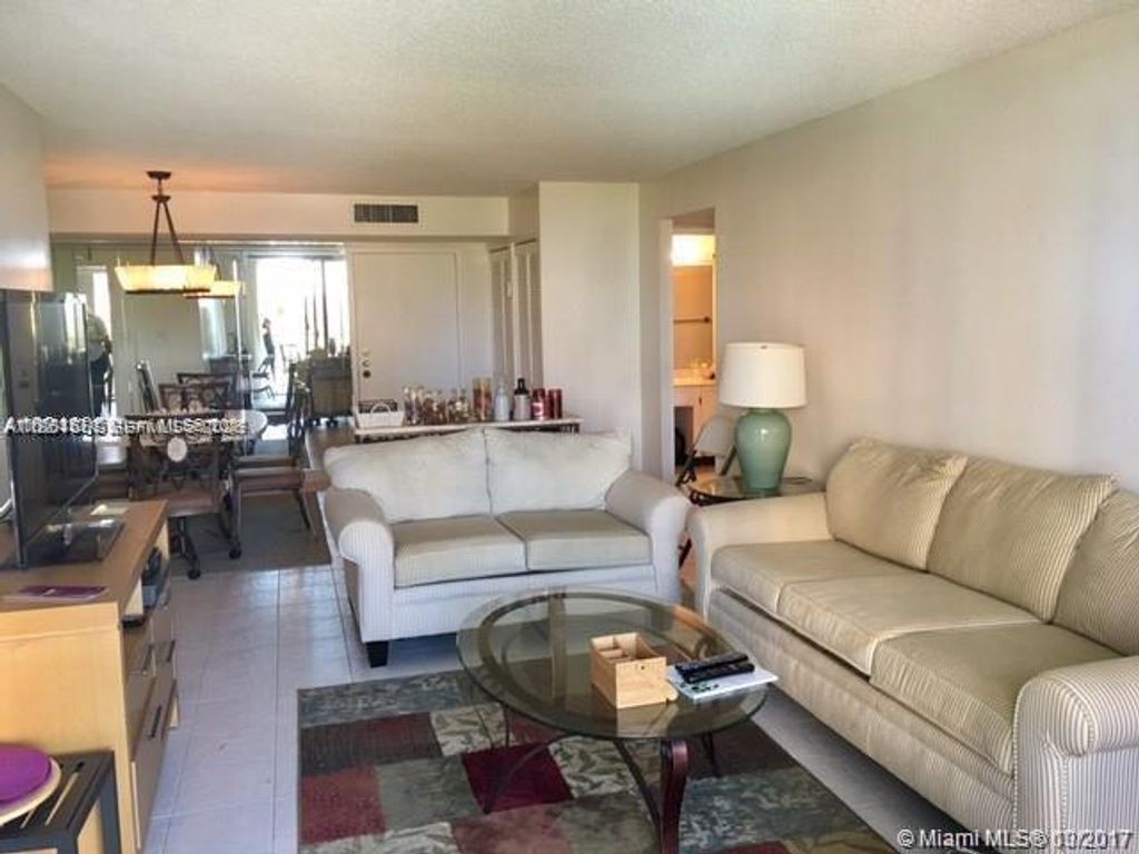 210 174th St 518, Sunny Isles Beach, FL 33160