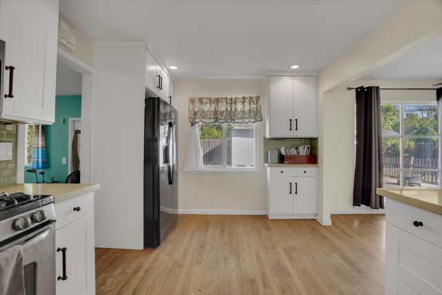 2447 Calhoun Way, Stockton, CA 95207