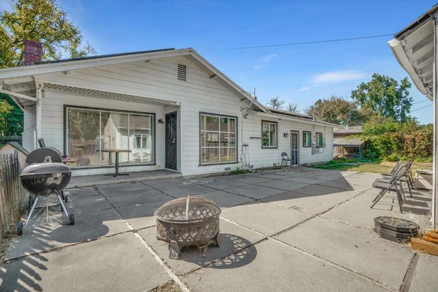 2447 Calhoun Way, Stockton, CA 95207