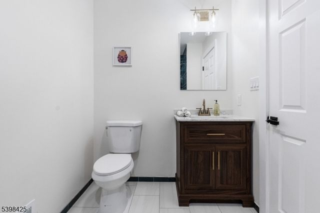 94 Irvine Turner Blvd, Newark City, NJ 07103