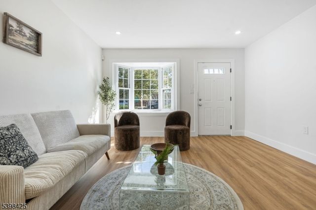 94 Irvine Turner Blvd, Newark City, NJ 07103