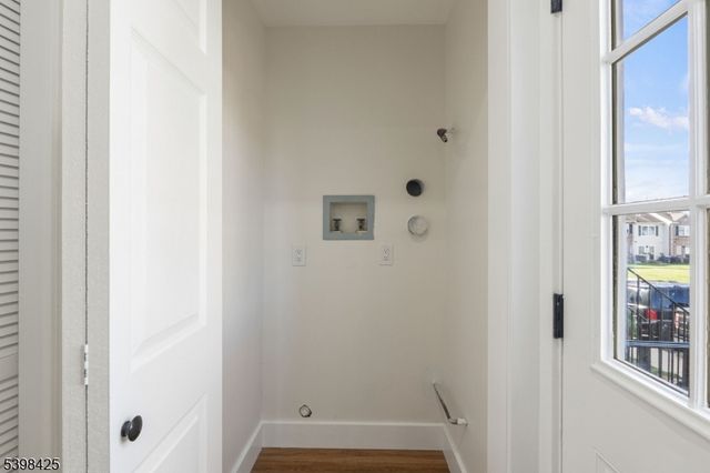 94 Irvine Turner Blvd, Newark City, NJ 07103