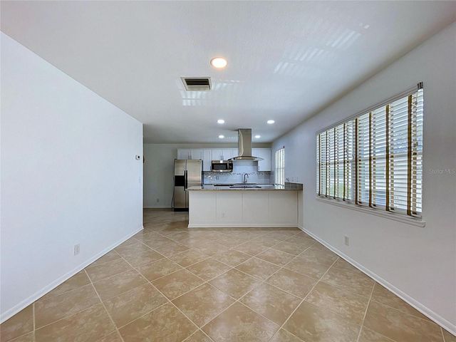 3212 38TH WAY S E, St Petersburg, FL 33711