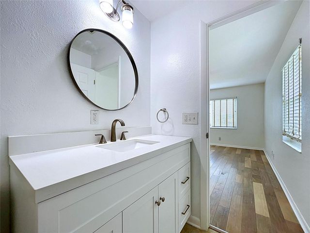 3212 38TH WAY S E, St Petersburg, FL 33711