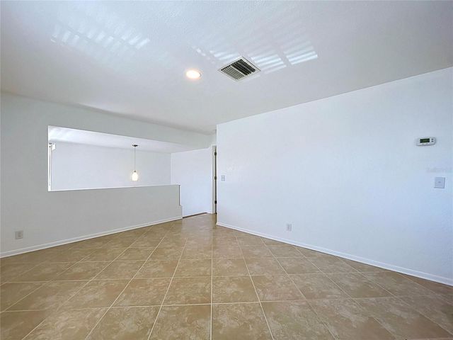 3212 38TH WAY S E, St Petersburg, FL 33711