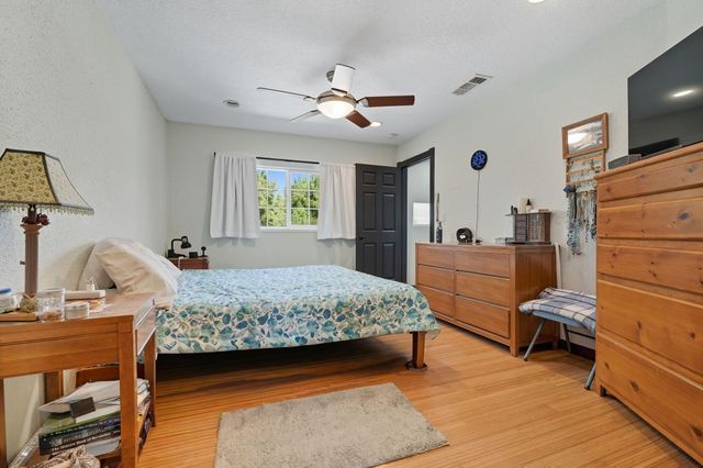 25031 Kauffman Avenue, Red Bluff, CA 96080