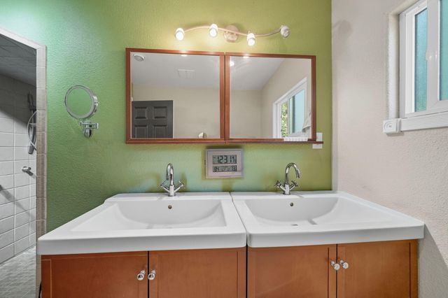 25031 Kauffman Avenue, Red Bluff, CA 96080