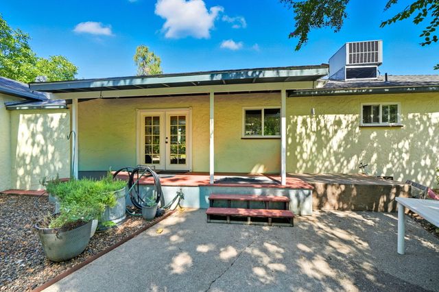 25031 Kauffman Avenue, Red Bluff, CA 96080