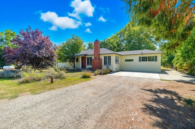 25031 Kauffman Avenue, Red Bluff, CA 96080