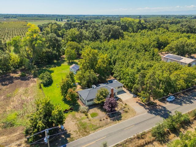 25031 Kauffman Avenue, Red Bluff, CA 96080