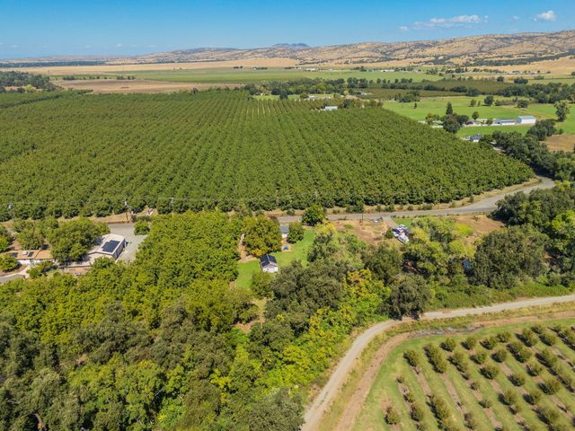 25031 Kauffman Avenue, Red Bluff, CA 96080