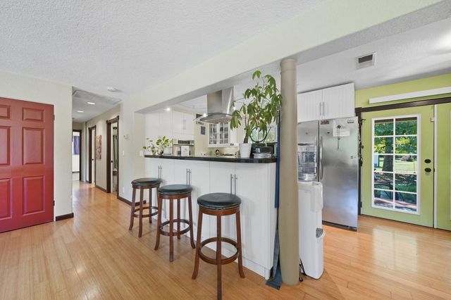 25031 Kauffman Avenue, Red Bluff, CA 96080