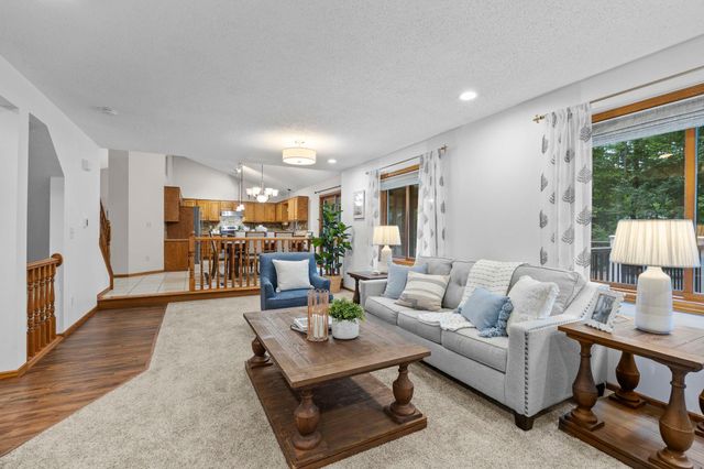 2733 158th Avenue NE, Ham Lake, MN 55304