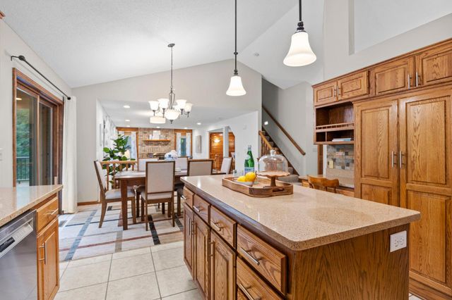2733 158th Avenue NE, Ham Lake, MN 55304