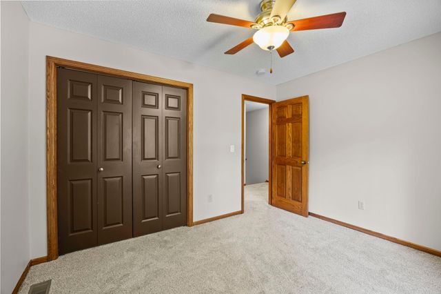 2733 158th Avenue NE, Ham Lake, MN 55304