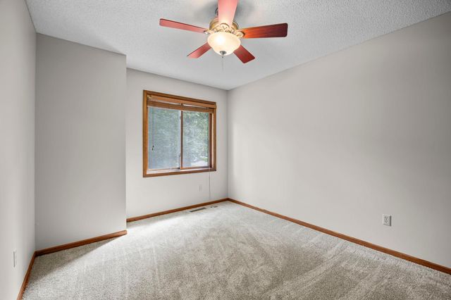 2733 158th Avenue NE, Ham Lake, MN 55304