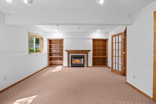 2733 158th Avenue NE, Ham Lake, MN 55304