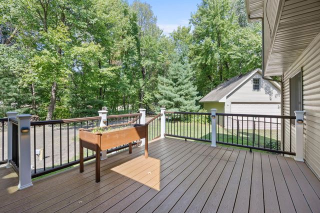 2733 158th Avenue NE, Ham Lake, MN 55304