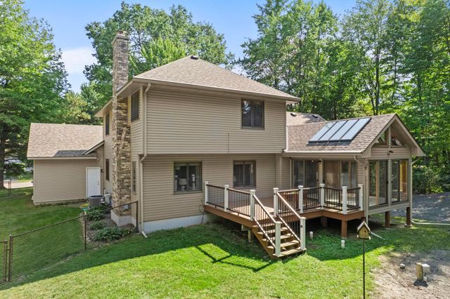2733 158th Avenue NE, Ham Lake, MN 55304