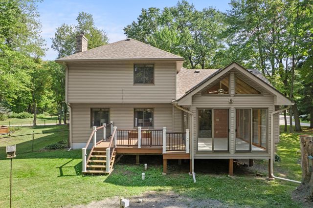 2733 158th Avenue NE, Ham Lake, MN 55304