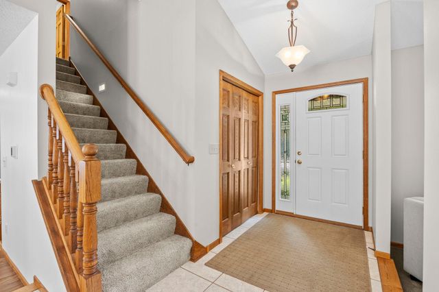 2733 158th Avenue NE, Ham Lake, MN 55304