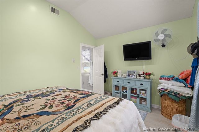 2750 Kings Drive NE, Palmyra, IN 47164