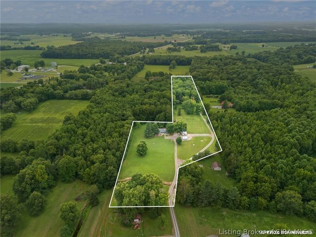 2750 Kings Drive NE, Palmyra, IN 47164