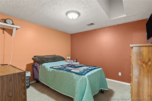 2750 Kings Drive NE, Palmyra, IN 47164