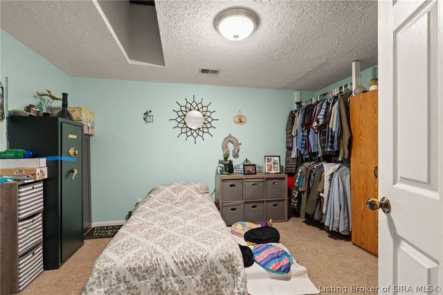 2750 Kings Drive NE, Palmyra, IN 47164