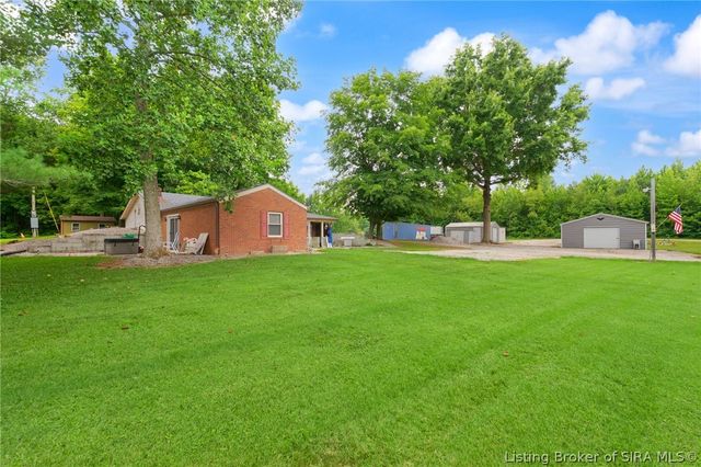2750 Kings Drive NE, Palmyra, IN 47164