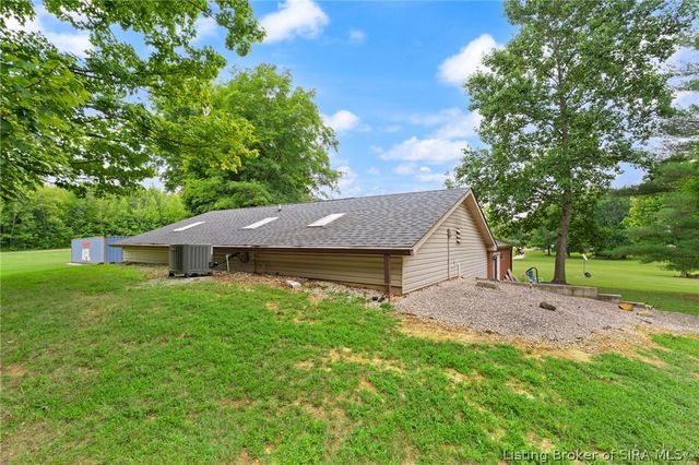 2750 Kings Drive NE, Palmyra, IN 47164
