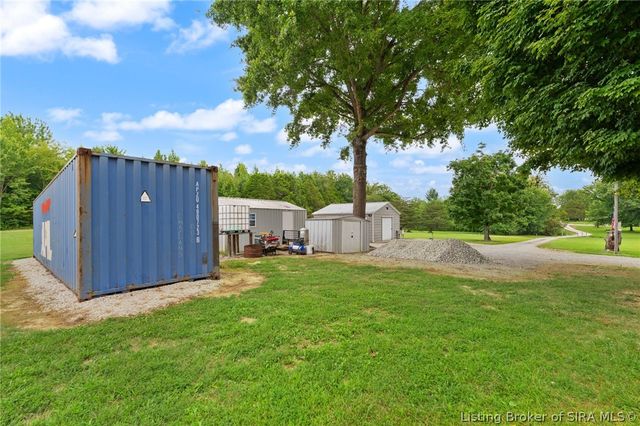 2750 Kings Drive NE, Palmyra, IN 47164