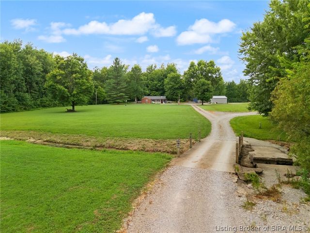 2750 Kings Drive NE, Palmyra, IN 47164