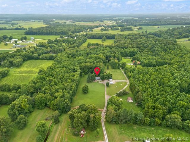 2750 Kings Drive NE, Palmyra, IN 47164