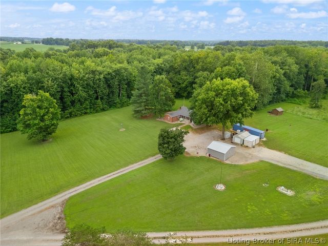 2750 Kings Drive NE, Palmyra, IN 47164