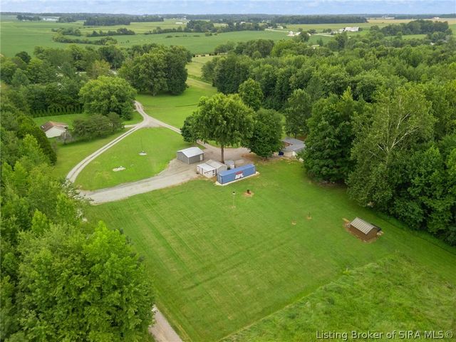 2750 Kings Drive NE, Palmyra, IN 47164