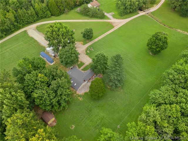 2750 Kings Drive NE, Palmyra, IN 47164