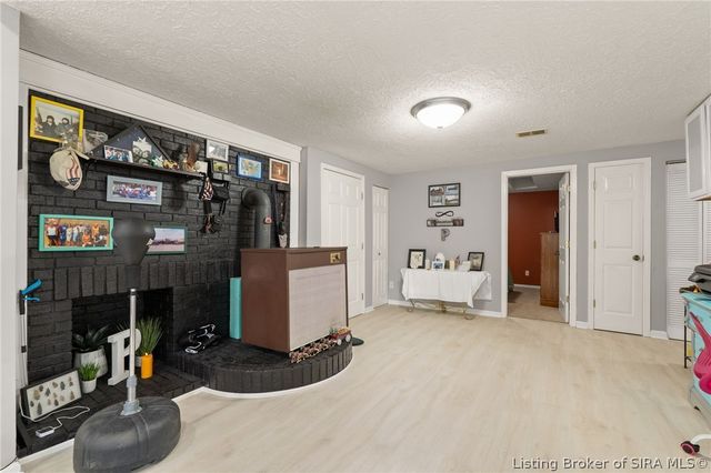 2750 Kings Drive NE, Palmyra, IN 47164