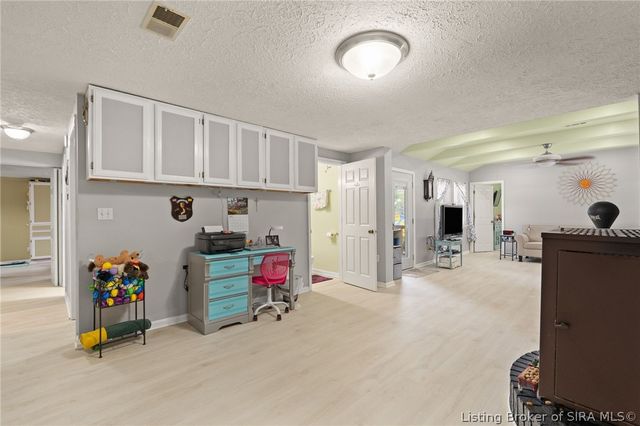 2750 Kings Drive NE, Palmyra, IN 47164