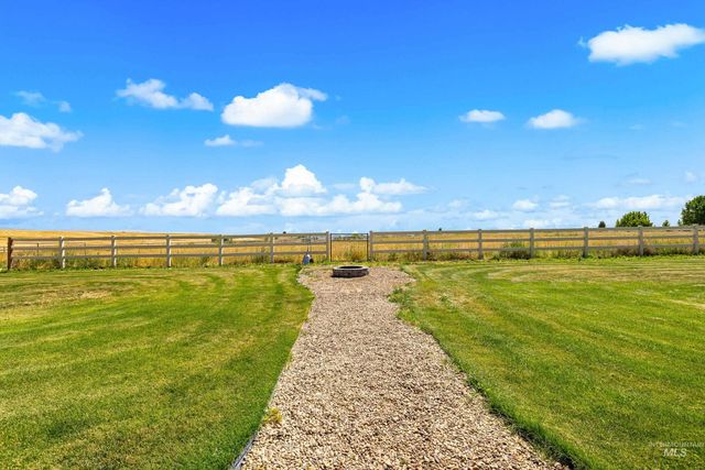 9868 Wild Prairie Way, Nampa, ID 83686