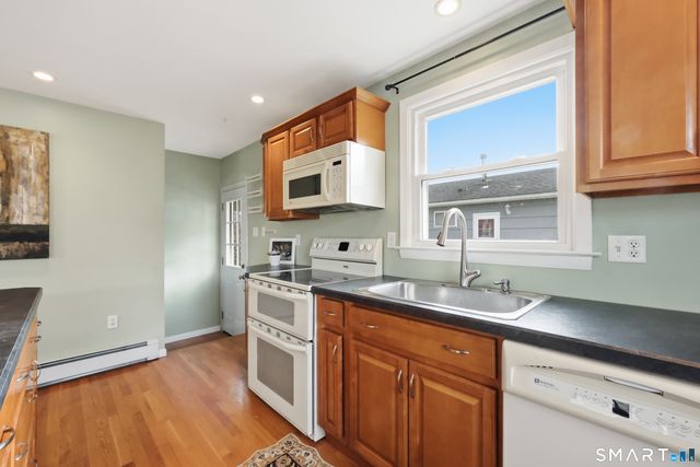 89 North Hoadley Street, Naugatuck, CT 06770