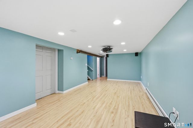 89 North Hoadley Street, Naugatuck, CT 06770