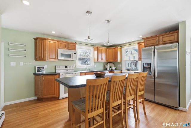 89 North Hoadley Street, Naugatuck, CT 06770