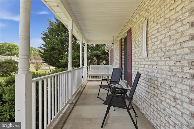 1503 COUNTRY BROOK RD, Toms Brook, VA 22660